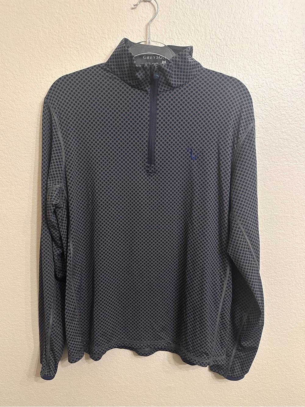 Greyson EUC Vaquero Golf Club Lightweight Golf Club Quarter-Zip in Wolf Pattern